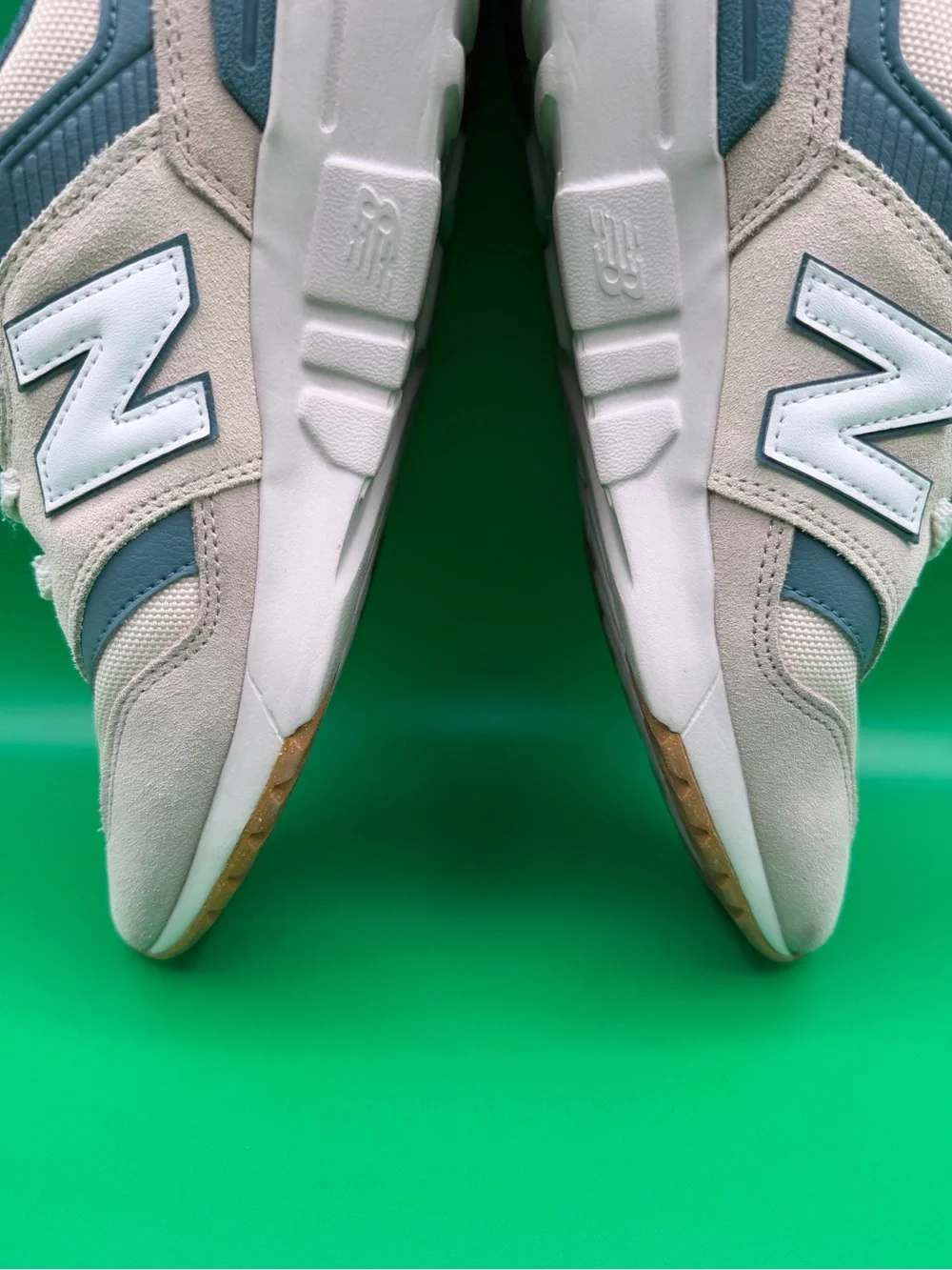 New Balance 997H Cordura Workwear Beige Green Men's Shoes Sneakers CM997HGS SZ 8